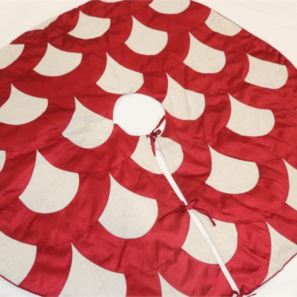 FAUX SILK TREE SKIRT - Peppermint Raindrops.